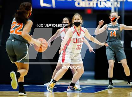Thumbnail 1 in Summerfield vs. Bellaire (MHSAA D4 Semifinal) photogallery.