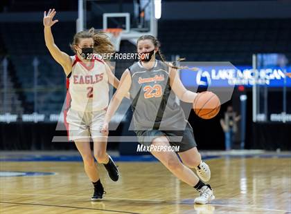 Thumbnail 2 in Summerfield vs. Bellaire (MHSAA D4 Semifinal) photogallery.