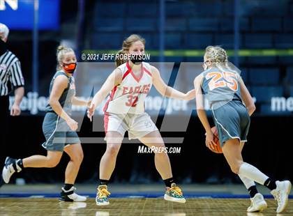 Thumbnail 3 in Summerfield vs. Bellaire (MHSAA D4 Semifinal) photogallery.
