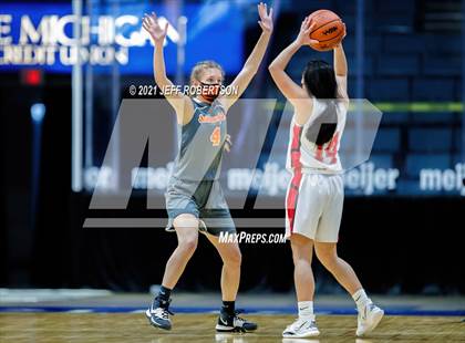 Thumbnail 1 in Summerfield vs. Bellaire (MHSAA D4 Semifinal) photogallery.