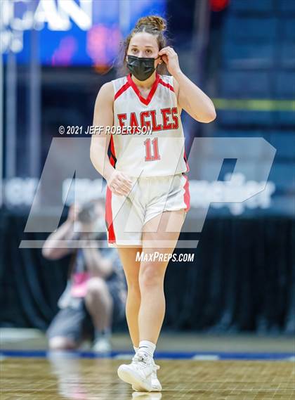 Thumbnail 1 in Summerfield vs. Bellaire (MHSAA D4 Semifinal) photogallery.