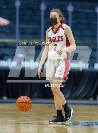 Thumbnail 1 in Summerfield vs. Bellaire (MHSAA D4 Semifinal) photogallery.