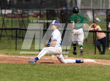 Thumbnail 3 in Hall vs Enfield (CIAC Class LL 1st Round) photogallery.