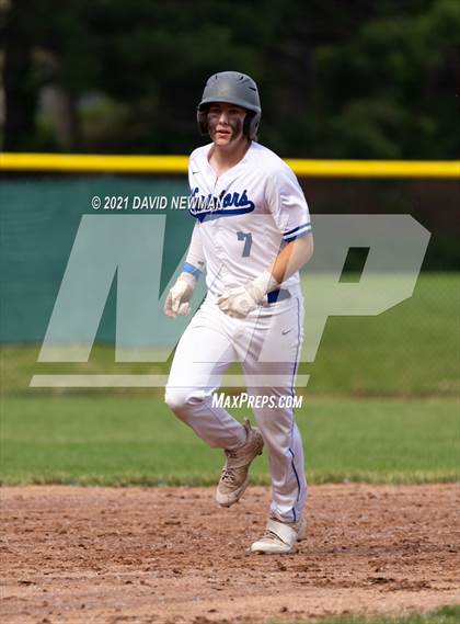 Thumbnail 1 in Hall vs Enfield (CIAC Class LL 1st Round) photogallery.