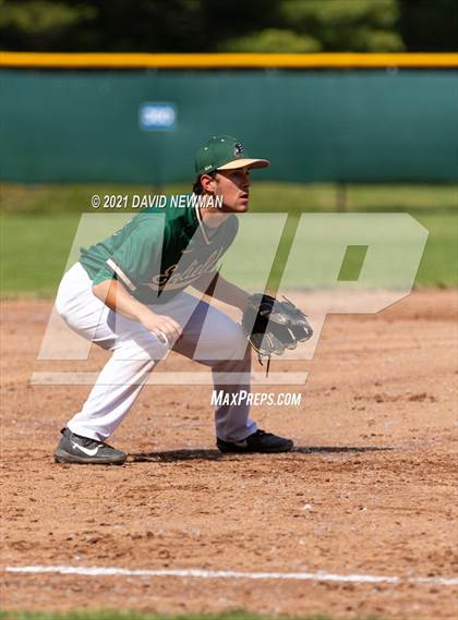 Thumbnail 3 in Hall vs Enfield (CIAC Class LL 1st Round) photogallery.