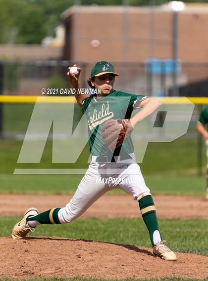 Thumbnail 1 in Hall vs Enfield (CIAC Class LL 1st Round) photogallery.