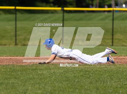 Thumbnail 3 in Hall vs Enfield (CIAC Class LL 1st Round) photogallery.