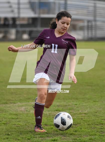 Thumbnail 3 in Edison [Thomas A.] vs Highlands (SAISD Tournament) photogallery.