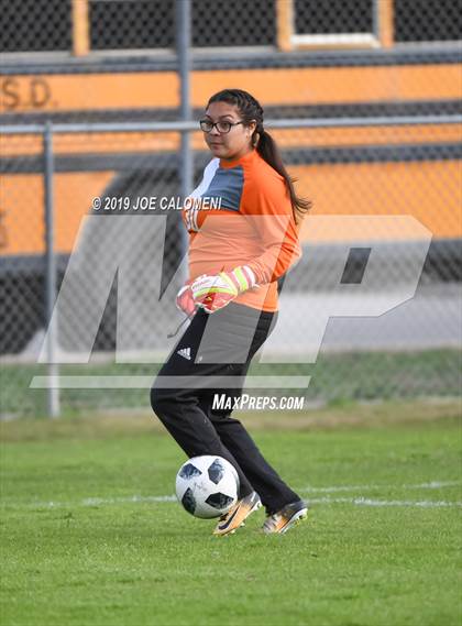 Thumbnail 3 in Edison [Thomas A.] vs Highlands (SAISD Tournament) photogallery.
