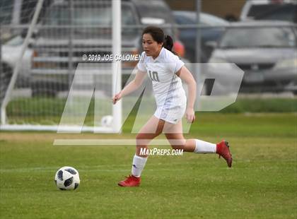 Thumbnail 3 in Edison [Thomas A.] vs Highlands (SAISD Tournament) photogallery.