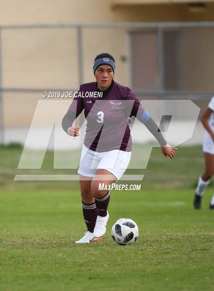 Thumbnail 2 in Edison [Thomas A.] vs Highlands (SAISD Tournament) photogallery.