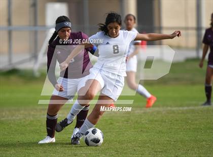 Thumbnail 2 in Edison [Thomas A.] vs Highlands (SAISD Tournament) photogallery.