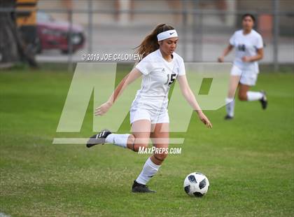 Thumbnail 1 in Edison [Thomas A.] vs Highlands (SAISD Tournament) photogallery.