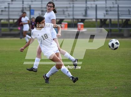 Thumbnail 1 in Edison [Thomas A.] vs Highlands (SAISD Tournament) photogallery.