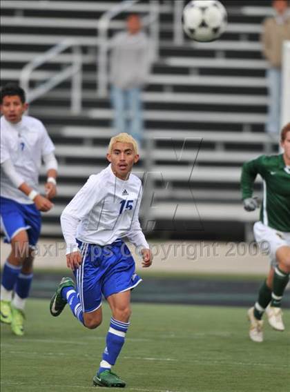 Thumbnail 1 in Smith vs. Turner ( Class 4A Region II Sectional) photogallery.