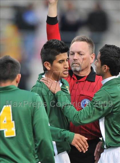 Thumbnail 2 in Smith vs. Turner ( Class 4A Region II Sectional) photogallery.