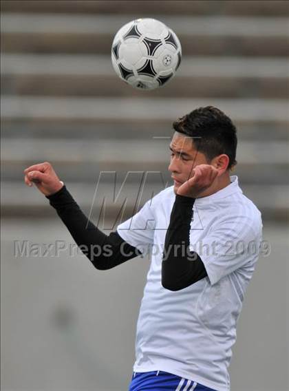 Thumbnail 1 in Smith vs. Turner ( Class 4A Region II Sectional) photogallery.