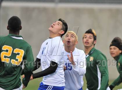 Thumbnail 2 in Smith vs. Turner ( Class 4A Region II Sectional) photogallery.
