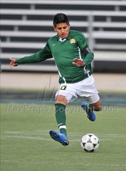 Thumbnail 2 in Smith vs. Turner ( Class 4A Region II Sectional) photogallery.