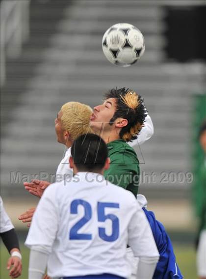 Thumbnail 1 in Smith vs. Turner ( Class 4A Region II Sectional) photogallery.