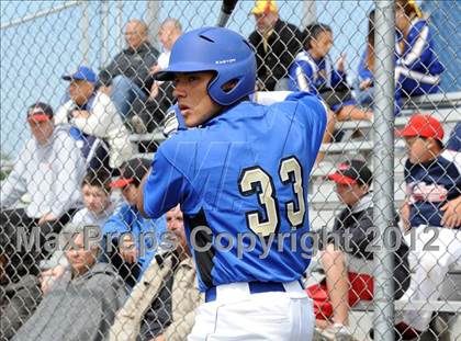 Thumbnail 3 in Loyola vs. Bishop Amat photogallery.