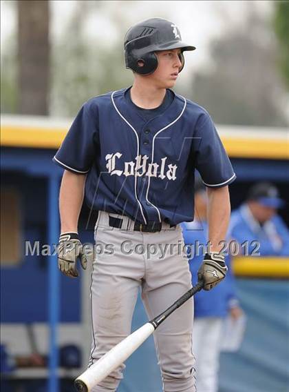 Thumbnail 3 in Loyola vs. Bishop Amat photogallery.