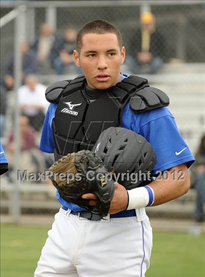Thumbnail 2 in Loyola vs. Bishop Amat photogallery.