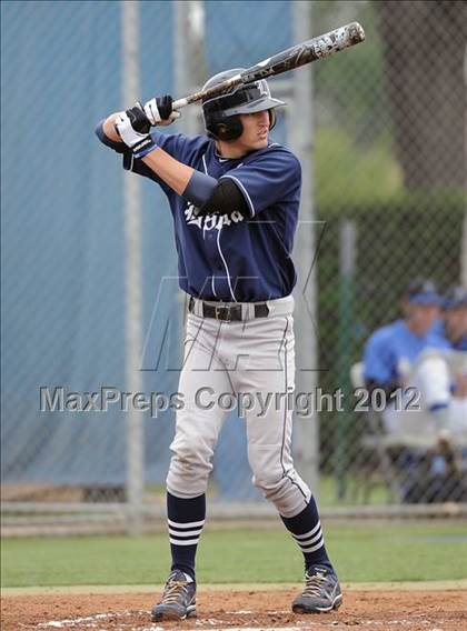 Thumbnail 1 in Loyola vs. Bishop Amat photogallery.
