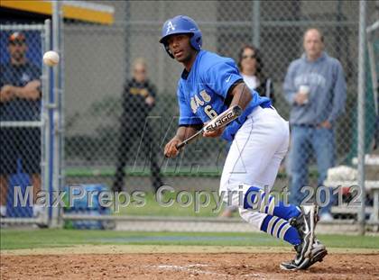 Thumbnail 1 in Loyola vs. Bishop Amat photogallery.