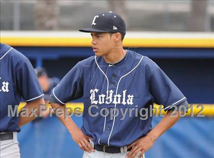 Thumbnail 3 in Loyola vs. Bishop Amat photogallery.