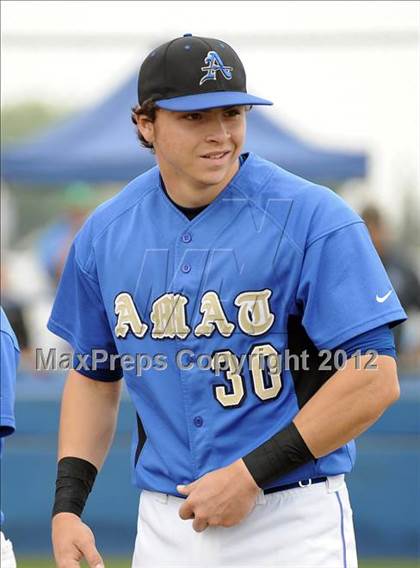 Thumbnail 2 in Loyola vs. Bishop Amat photogallery.