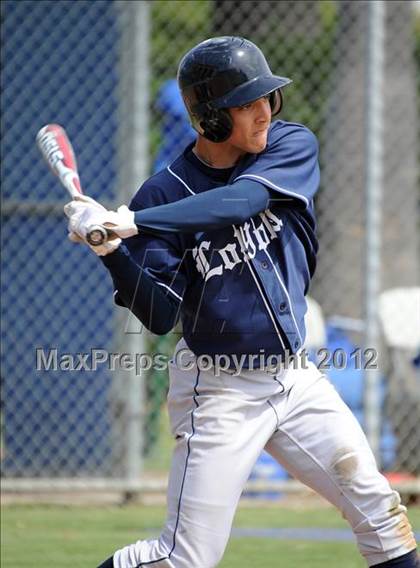Thumbnail 3 in Loyola vs. Bishop Amat photogallery.