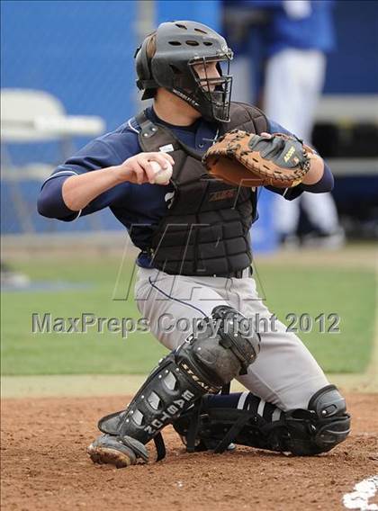Thumbnail 2 in Loyola vs. Bishop Amat photogallery.