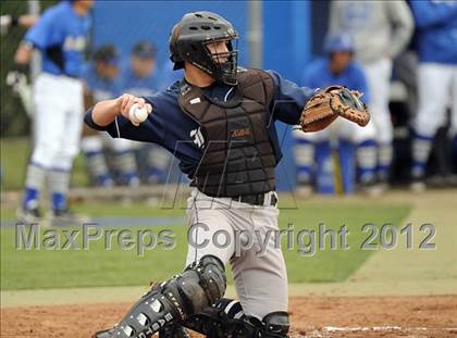Thumbnail 3 in Loyola vs. Bishop Amat photogallery.