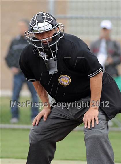 Thumbnail 1 in Loyola vs. Bishop Amat photogallery.