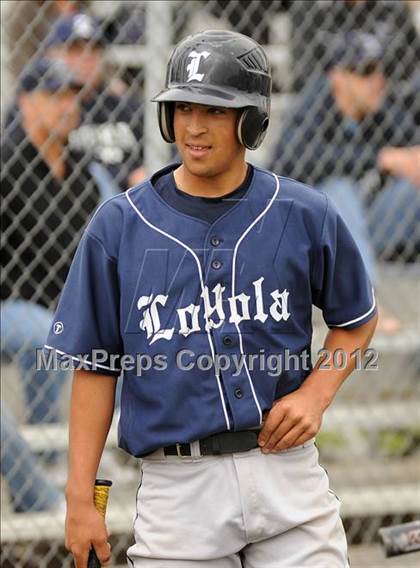 Thumbnail 3 in Loyola vs. Bishop Amat photogallery.