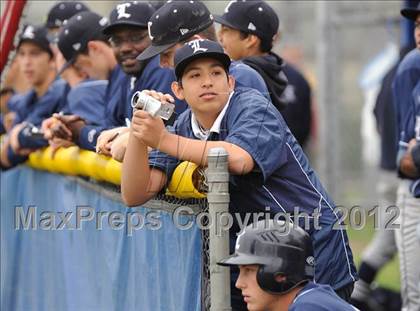 Thumbnail 2 in Loyola vs. Bishop Amat photogallery.