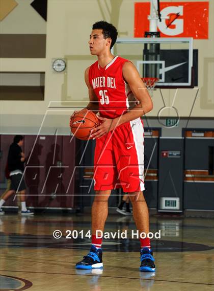 Thumbnail 2 in Pebblebrook vs. Mater Dei (MaxPreps Holiday Classic) photogallery.