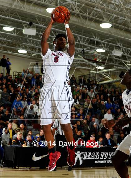 Thumbnail 2 in Pebblebrook vs. Mater Dei (MaxPreps Holiday Classic) photogallery.