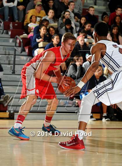 Thumbnail 2 in Pebblebrook vs. Mater Dei (MaxPreps Holiday Classic) photogallery.