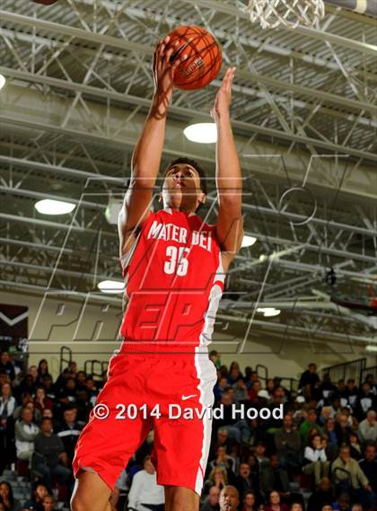 Thumbnail 1 in Pebblebrook vs. Mater Dei (MaxPreps Holiday Classic) photogallery.