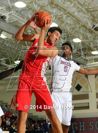 Thumbnail 3 in Pebblebrook vs. Mater Dei (MaxPreps Holiday Classic) photogallery.