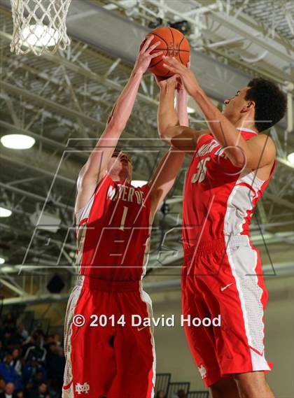 Thumbnail 1 in Pebblebrook vs. Mater Dei (MaxPreps Holiday Classic) photogallery.