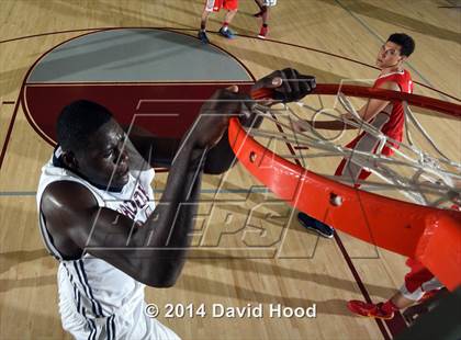 Thumbnail 2 in Pebblebrook vs. Mater Dei (MaxPreps Holiday Classic) photogallery.