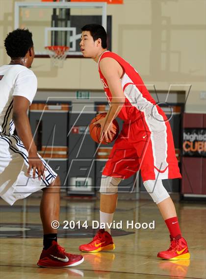 Thumbnail 3 in Pebblebrook vs. Mater Dei (MaxPreps Holiday Classic) photogallery.