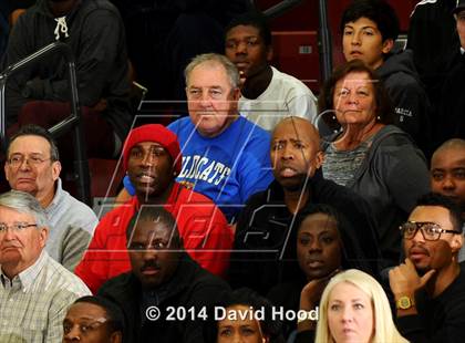 Thumbnail 2 in Pebblebrook vs. Mater Dei (MaxPreps Holiday Classic) photogallery.