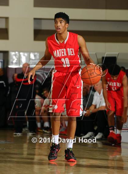 Thumbnail 1 in Pebblebrook vs. Mater Dei (MaxPreps Holiday Classic) photogallery.