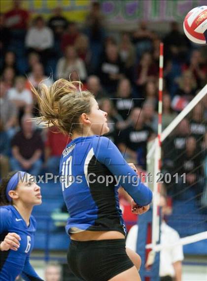 Thumbnail 1 in Hebron vs. Coppell (5A Region 1 Regional Quarterfinal) photogallery.