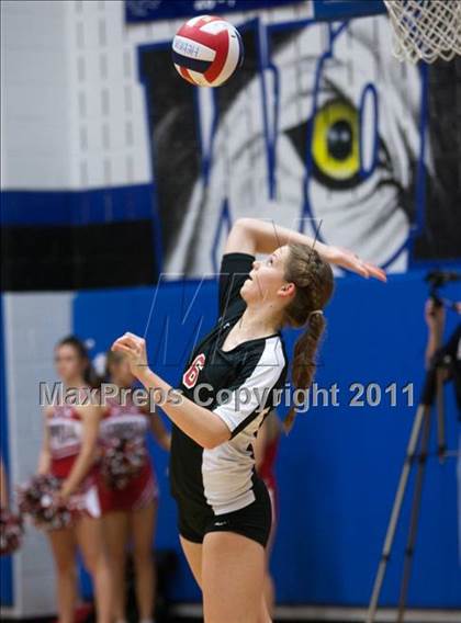 Thumbnail 3 in Hebron vs. Coppell (5A Region 1 Regional Quarterfinal) photogallery.