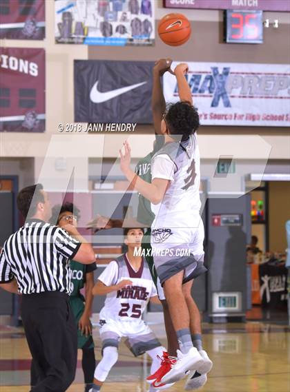 Thumbnail 1 in Rancho Mirage vs Banning (Rancho Mirage Holiday Invitational) photogallery.